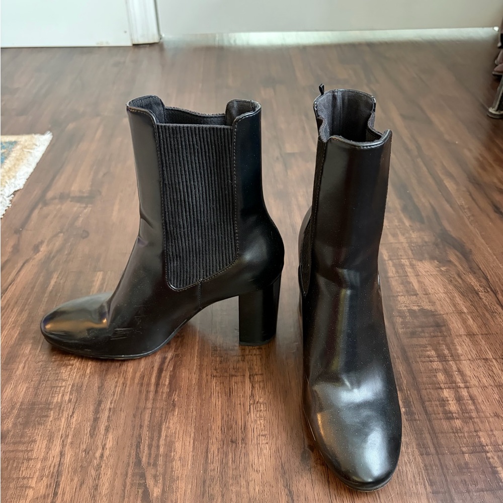 H&M Black Leather-Look Chelsea Ankle Boots